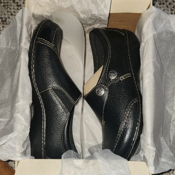 Black Kids Loafers - Picture 6 of 6